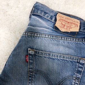 Levi’s Cut-Off Shorts